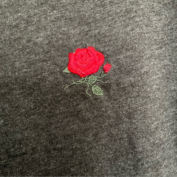 Segments Rose Embroidered Baby Tee - Picture 2 of 5